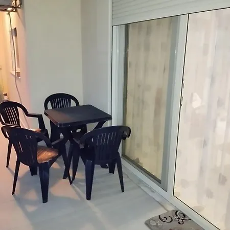 Aria * Durrës